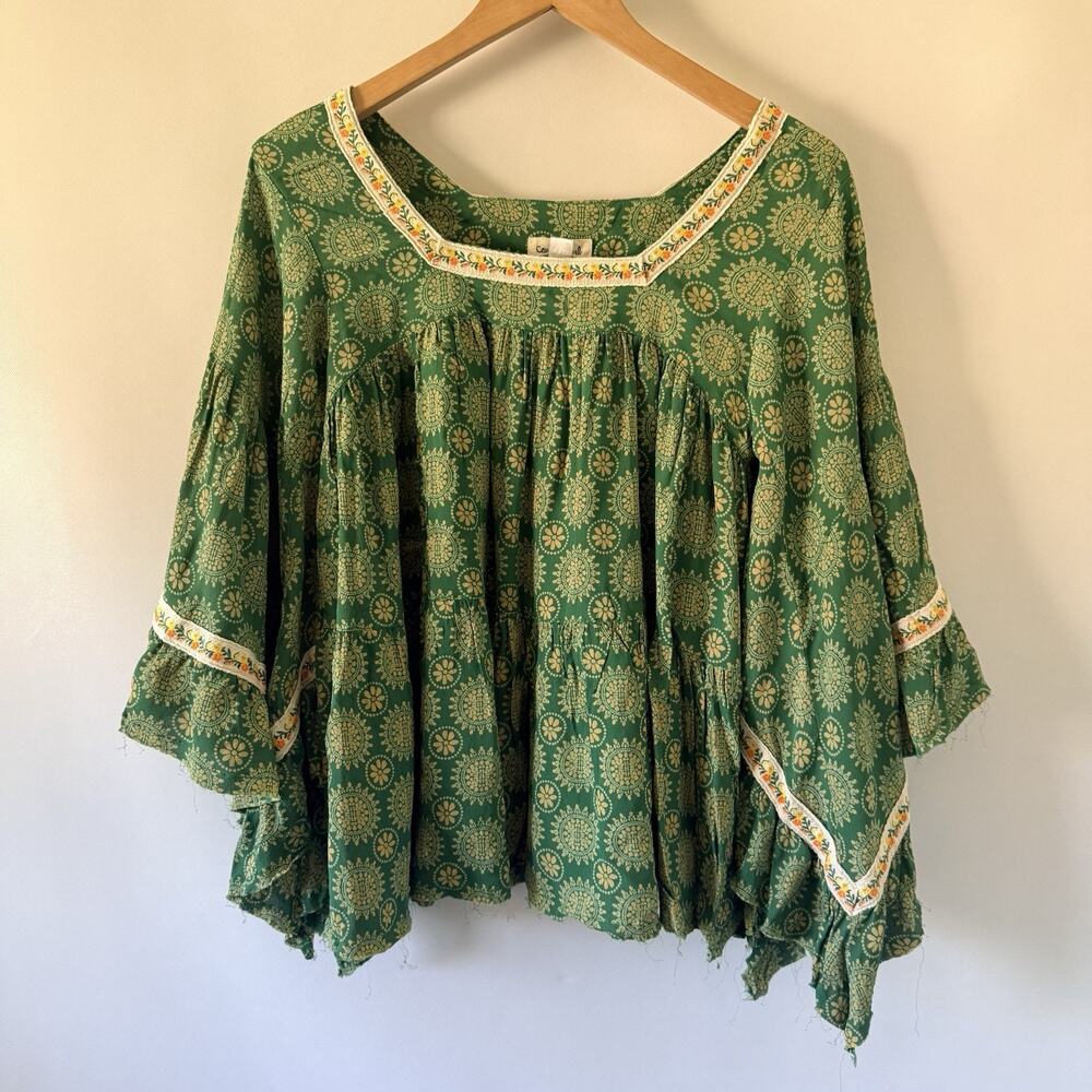 Cousin Earl Womens XS Green Boho Peasant Top Bell Sleeve Rayon Festival Blouse